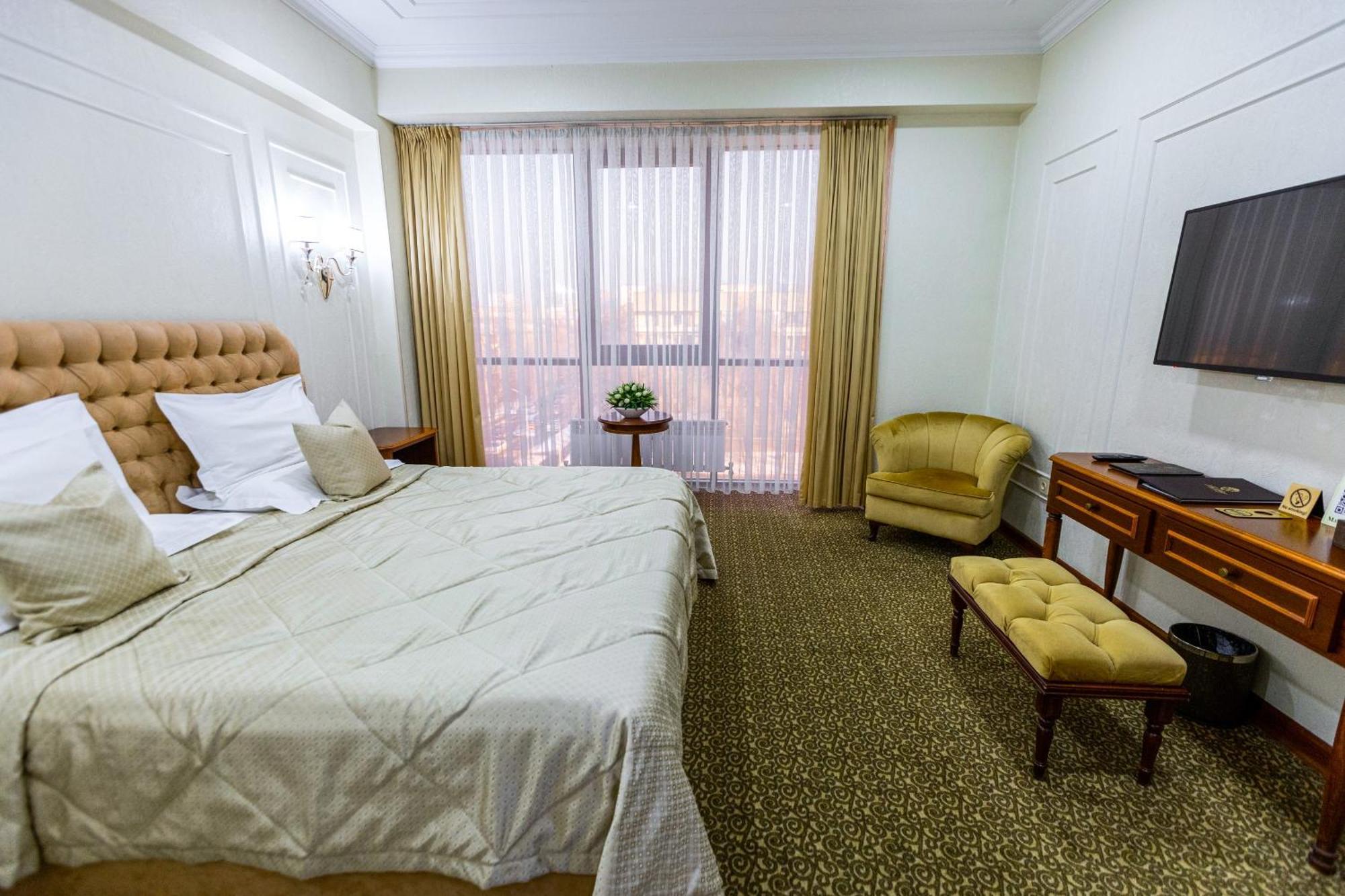 Plaza Hotel Almatî Cameră foto